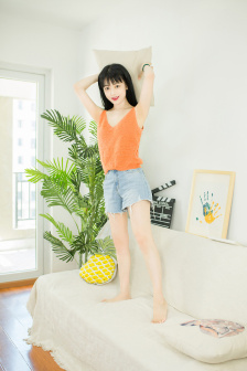 掀美女裙子游戏
